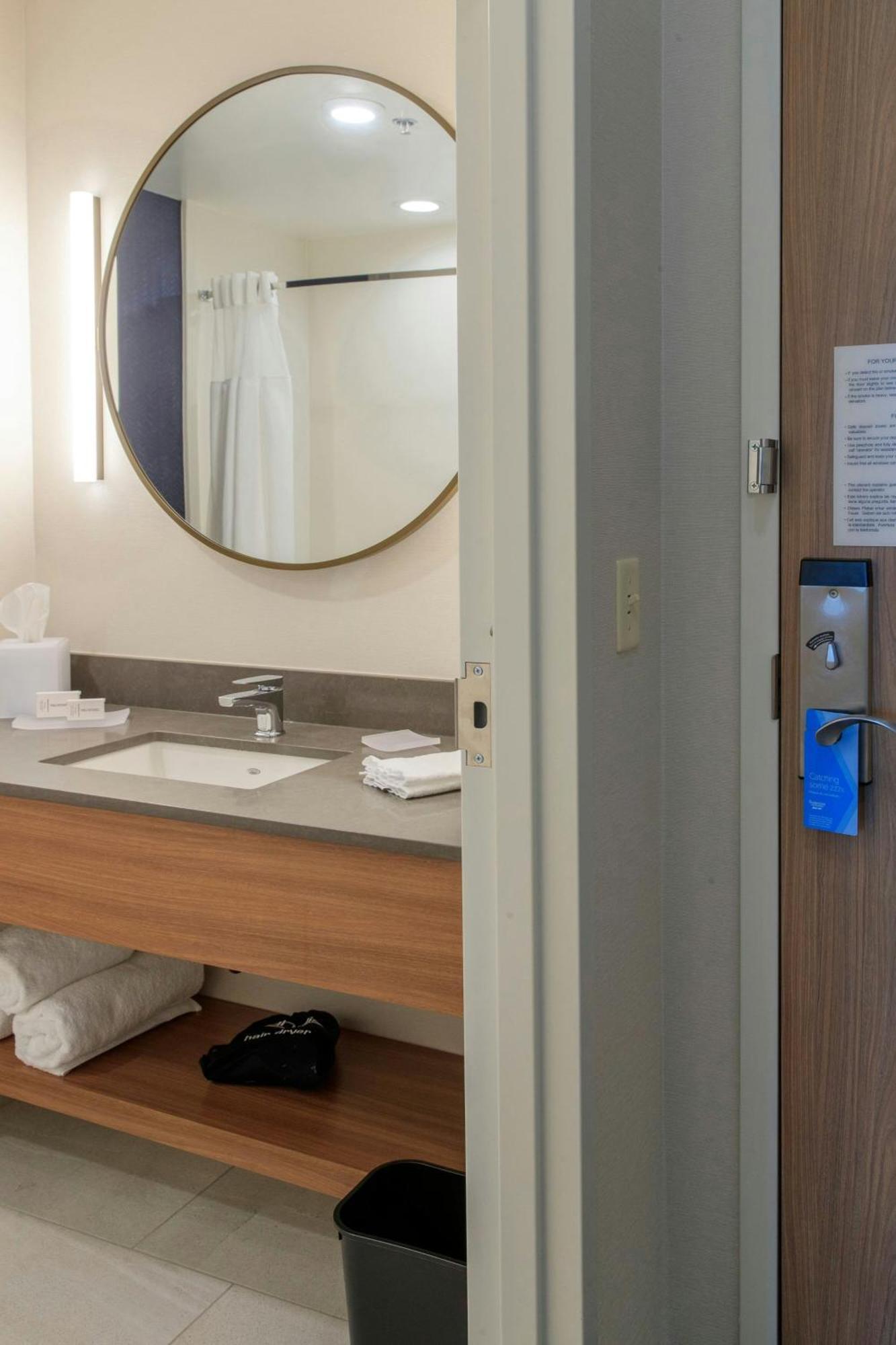 Fairfield Inn & Suites By Marriott Philadelphia Valley Forge/Great Valley Berwyn Extérieur photo